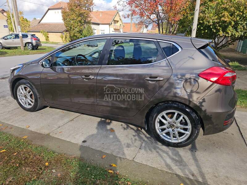Kia cee`d 1.0 CHAMPION