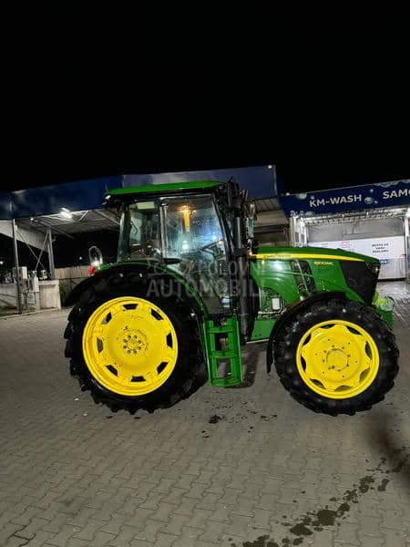 John Deere 6100MC