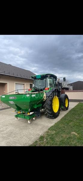 John Deere 6100MC