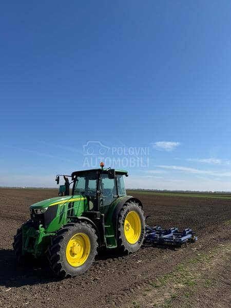 John Deere 6100MC