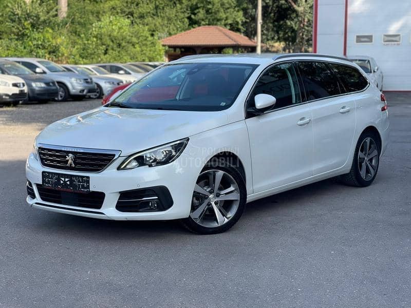 Peugeot 308 ALURE LED PERLA