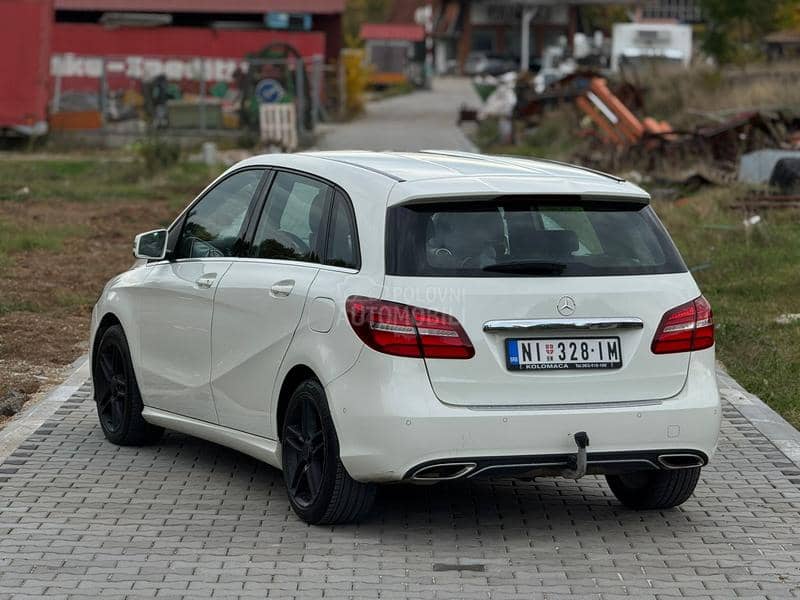 Mercedes Benz B 200 CDI 4matic