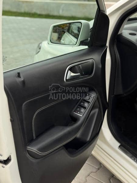 Mercedes Benz B 200 CDI 4matic