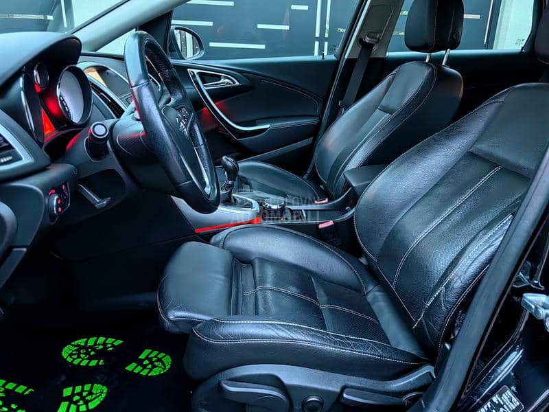 Opel Astra J COSMO NAVl XEN0