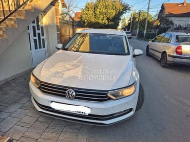 Volkswagen Passat B8 2.0tdi 2016. god. -  kompletan auto u delovima