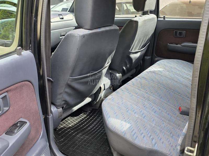 Toyota Hilux 2.4 TD