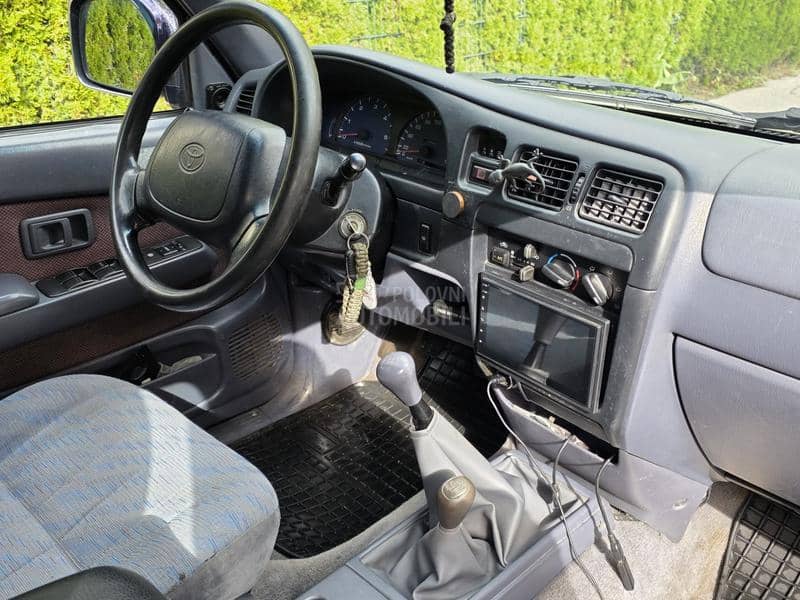 Toyota Hilux 2.4 TD