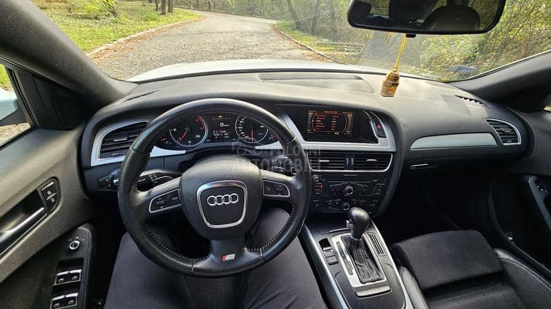 Audi A4 A4 B8  S-LINE