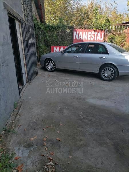 Lancia Thesis 2.4 jtd