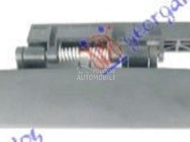 KVAKA PREDNJIH VRATA SPOLJASNJ za Peugeot 306 od 1996. do 1999. god.