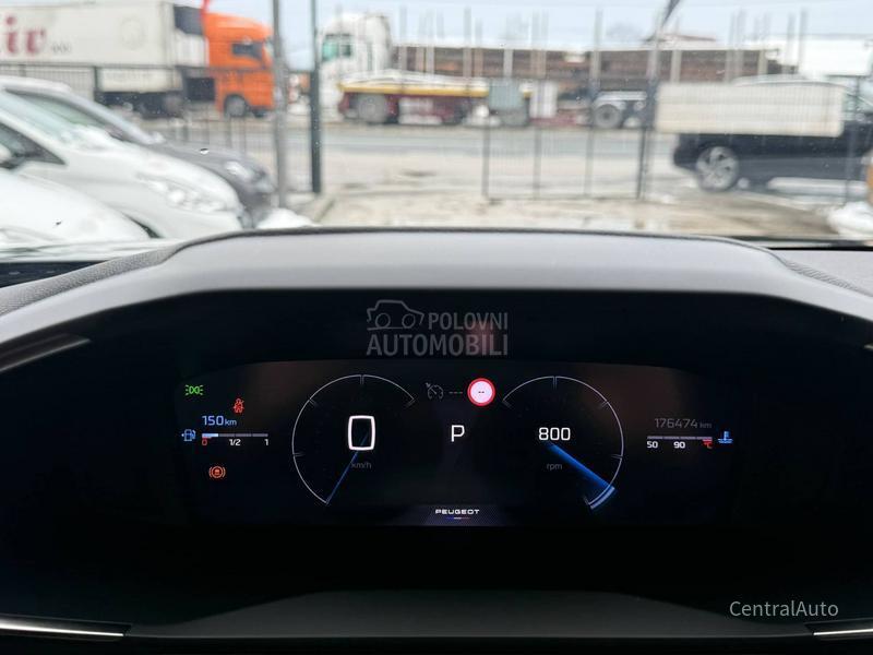 Peugeot 2008 1.5HDI ALURE