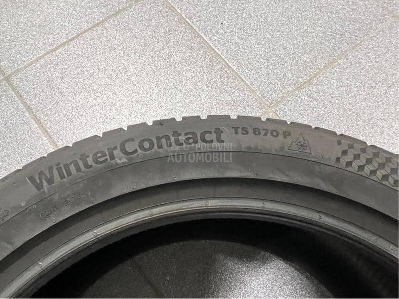 Continental 235/45 R18 Zimska