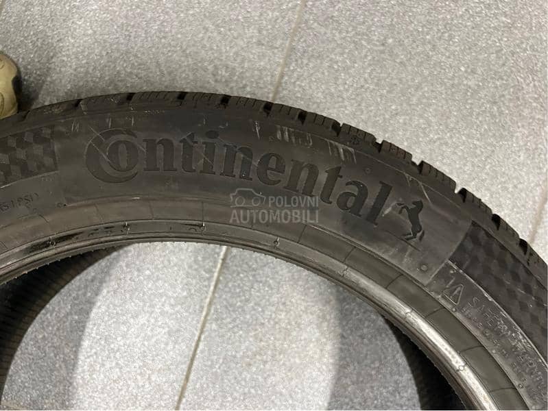 Continental 235/45 R18 Zimska