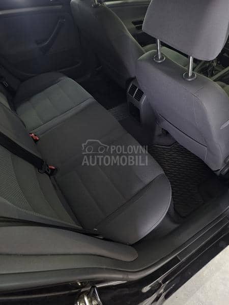 Volkswagen Golf 5 1.6 a..t..e..s..t