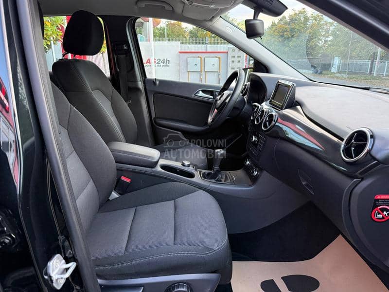 Mercedes Benz B 180 1.6B/Xenon/CH