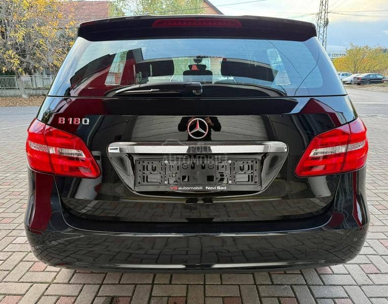 Mercedes Benz B 180 1.6B/Xenon/CH