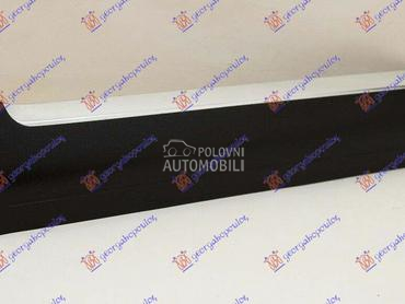 LAJSNA ZADNJIH VRATA DONJA (SA za Volkswagen Touareg od 2003. do 2010. god.