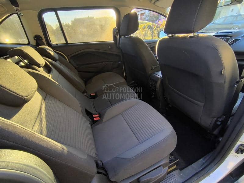 Ford Grand C-Max 1.5SCTi TITANIUM CH