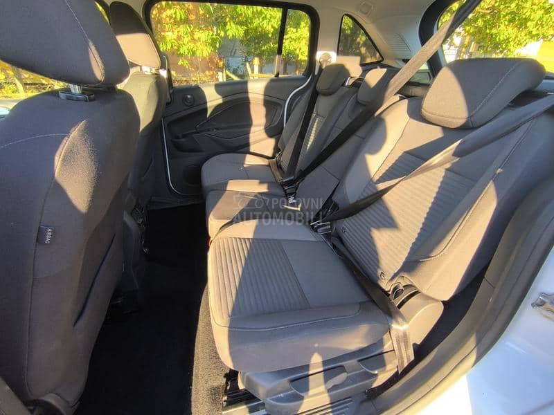 Ford Grand C-Max 1.5SCTi TITANIUM CH