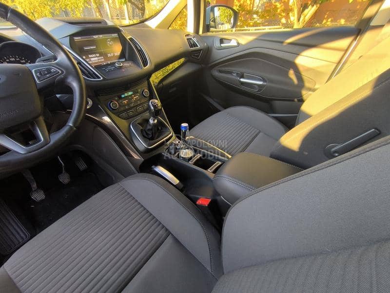 Ford Grand C-Max 1.5SCTi TITANIUM CH