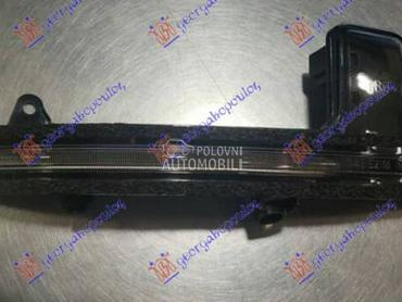 MIGAVAC U RETROVIZORU Desno za Mazda 5 za 2022. god.