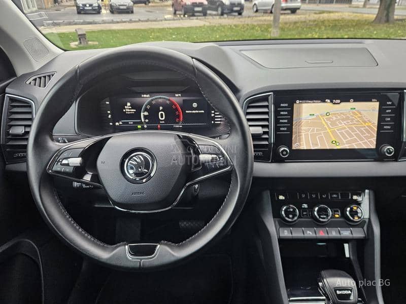 Škoda Karoq 2.0tdi DSG/LED/KAM