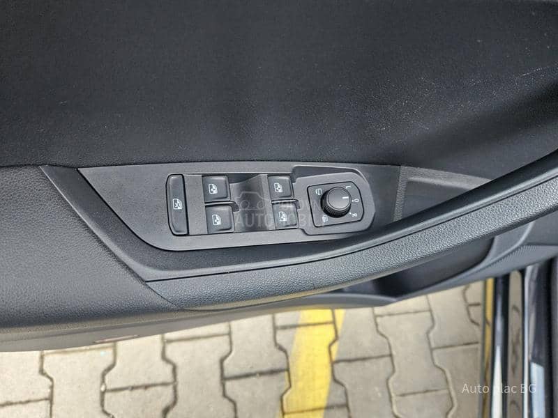 Škoda Karoq 2.0tdi DSG/LED/KAM