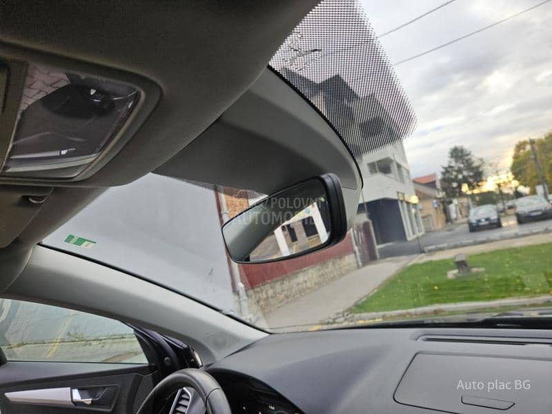 Škoda Karoq 2.0tdi DSG/LED/KAM