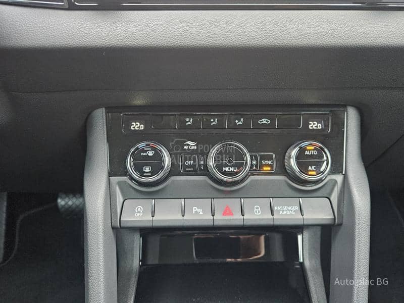 Škoda Karoq 2.0tdi DSG/LED/KAM