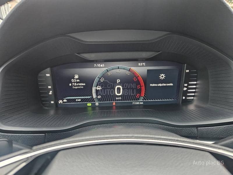 Škoda Karoq 2.0tdi DSG/LED/KAM