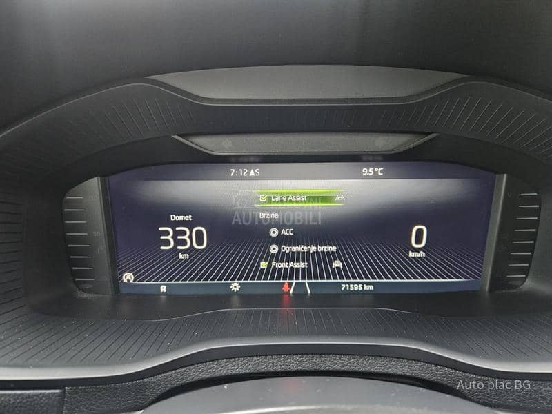 Škoda Karoq 2.0tdi DSG/LED/KAM