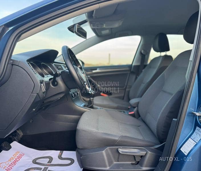 Volkswagen Golf 7 1.6 TDI // NAV