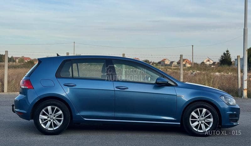 Volkswagen Golf 7 1.6 TDI // NAV