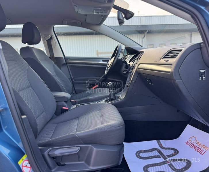 Volkswagen Golf 7 1.6 TDI // NAV