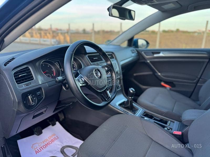 Volkswagen Golf 7 1.6 TDI // NAV