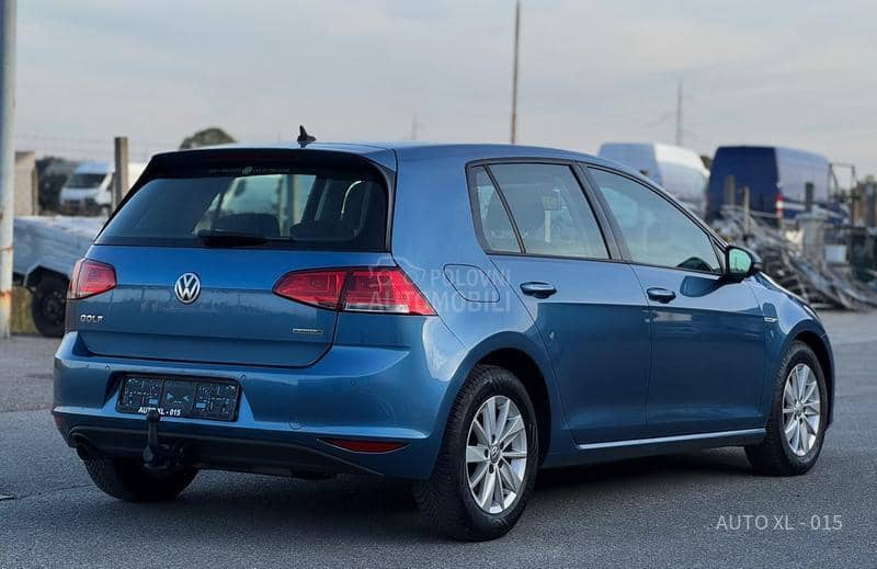 Volkswagen Golf 7 1.6 TDI // NAV