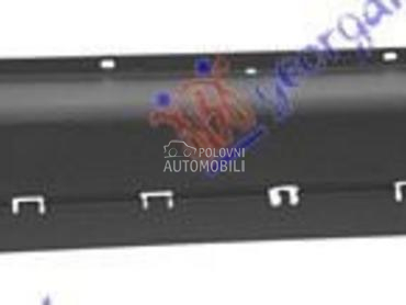 ZADNJI BRANIK CENTRALNI (OTVOR za Citroen Berlingo od 2015. do 2019. god.