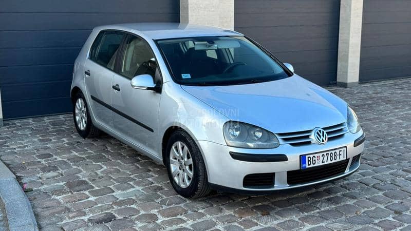 Volkswagen Golf 5 1.6