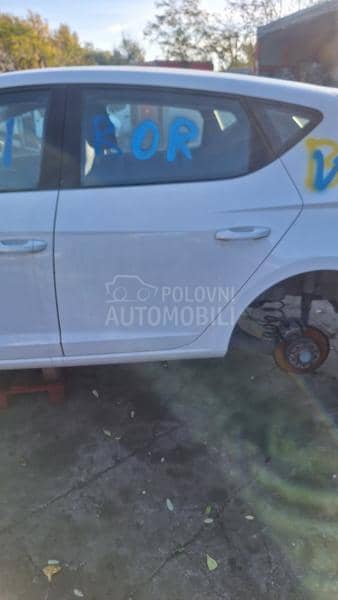 Seat Leon 2015. god. -  kompletan auto u delovima