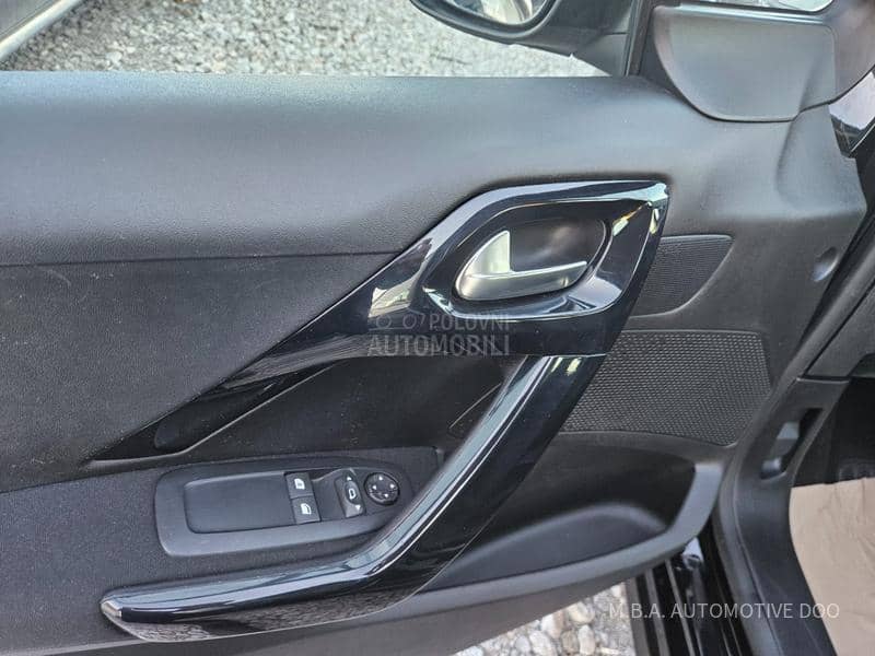 Peugeot 208 1.5hdi