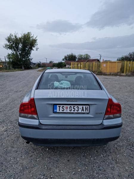 Volvo S60 