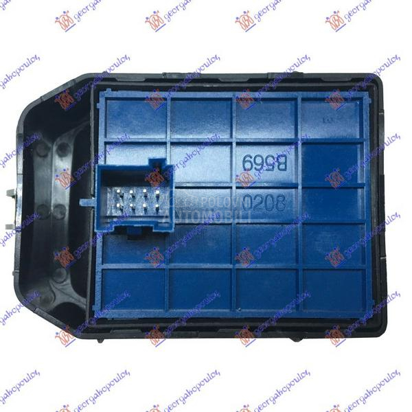 PREKIDAC U PREDNJIM VRATIMA SA