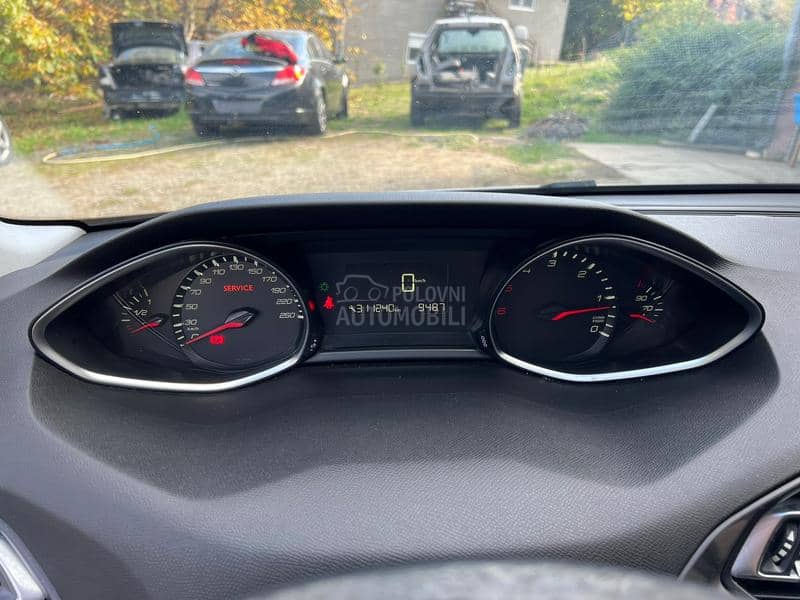Peugeot 308 1.6 BlueHdi Peugeot 308 1.6 BlueHdi