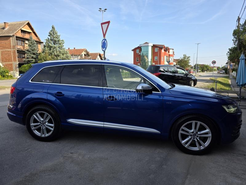 Audi SQ7 