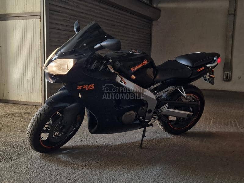 Kawasaki ZZR