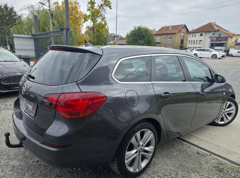 Opel Astra J 1.7 CDTI N.A.V.I