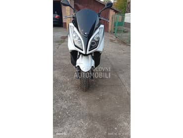 Kymco 300i