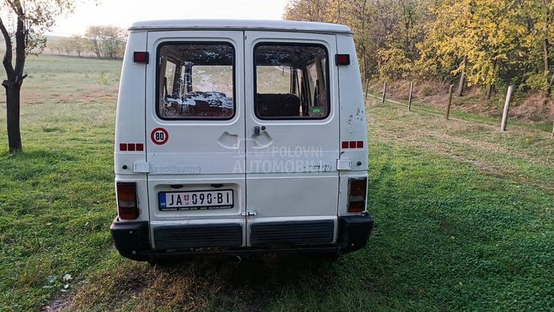 Renault Trafic 1.6 ČITAJ OPIS