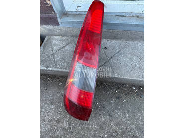 stop svetlo fiesta 5 vrata za Ford Fiesta od 2002. do 2005. god.