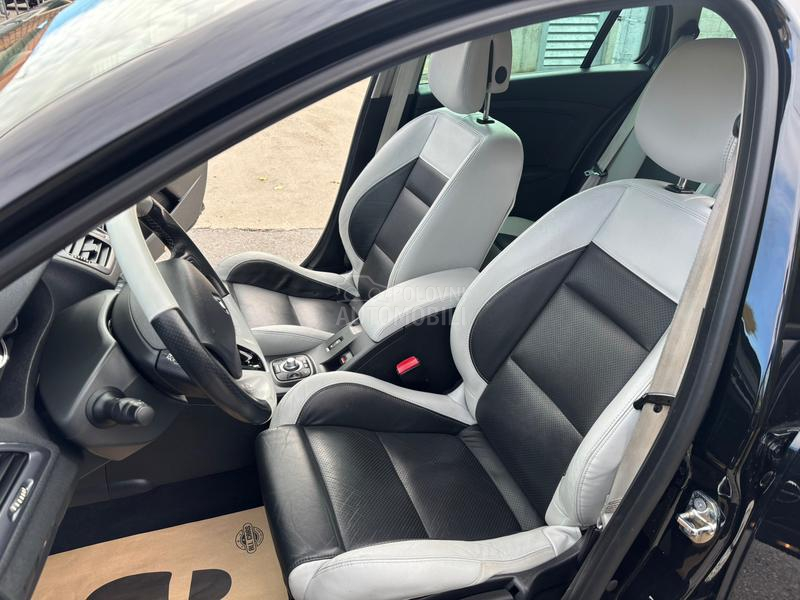 Renault Megane GT Line PAN..KOŽA